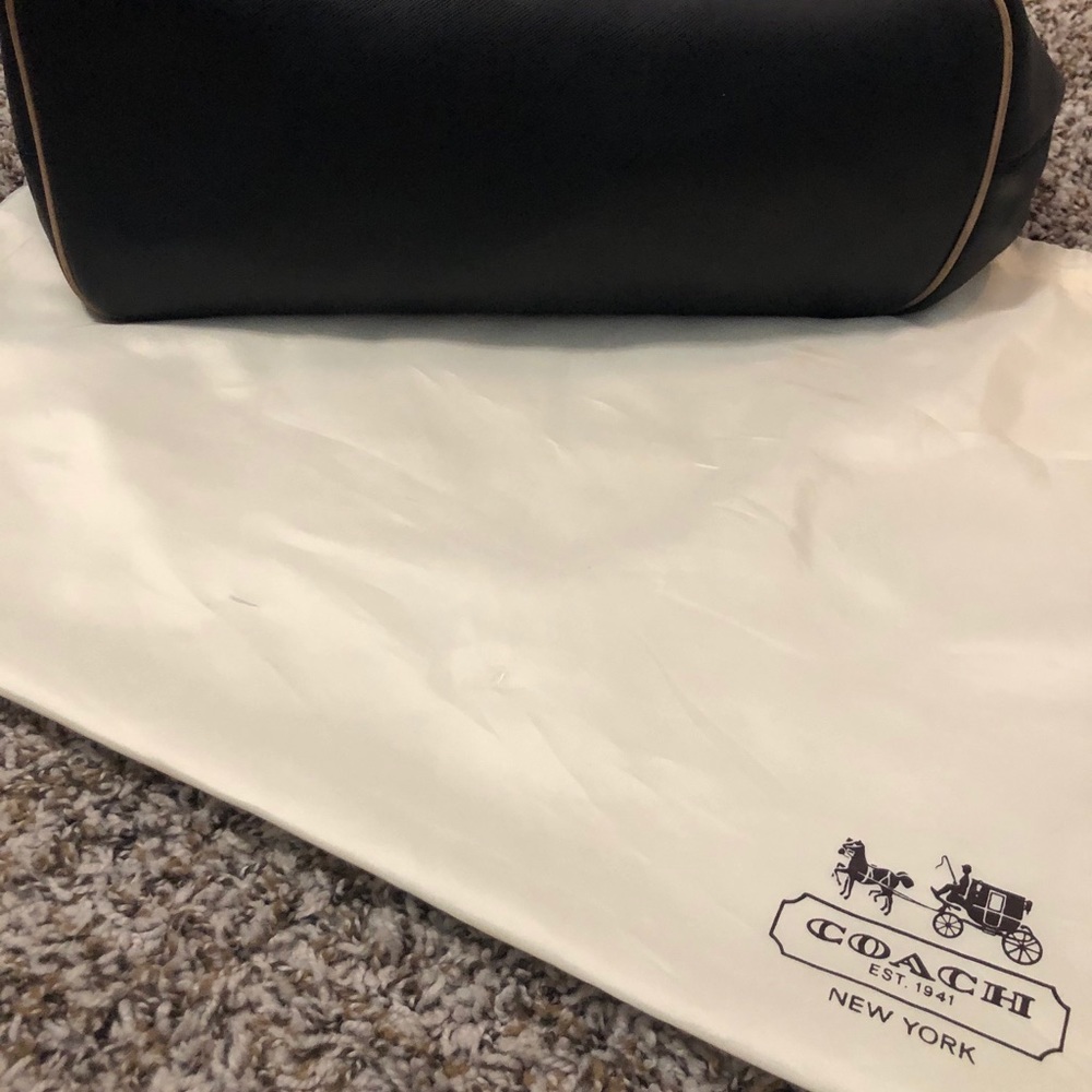 Coach Tote Bag with dust bag - Picture 2 of 7